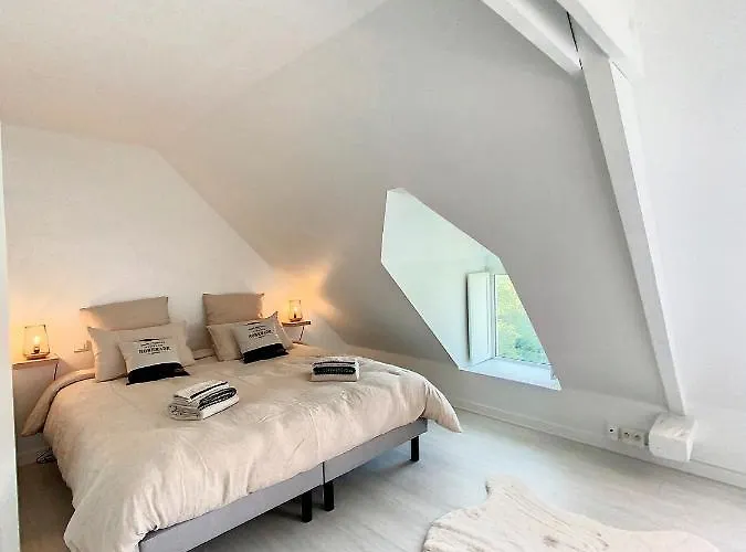 Le Petit Saint-leonard 度假居 Vains