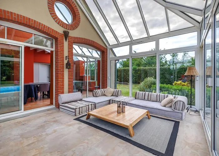 Holiday home Le Petit Saint-leonard